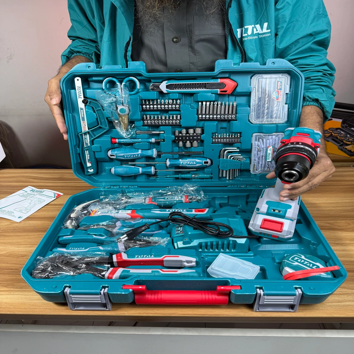 TOTAL Tools 166 Pcs Tools Set with Cordless Impact Drill