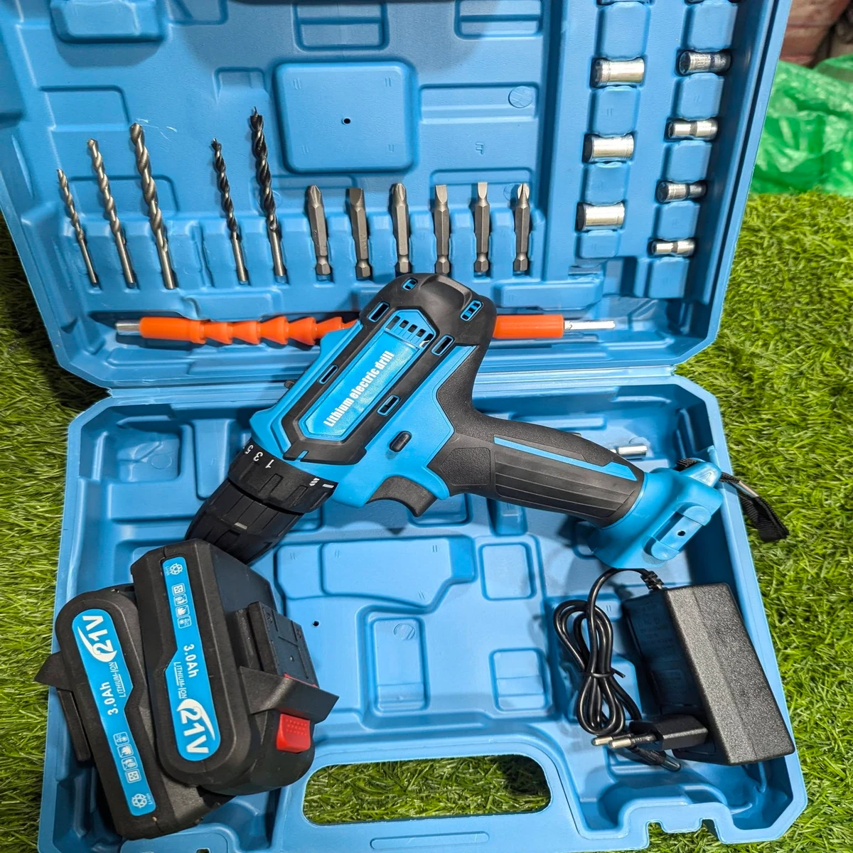 Double Battery Rechargeable Makita Cordless Drill machine  and  28 pcs tools Set