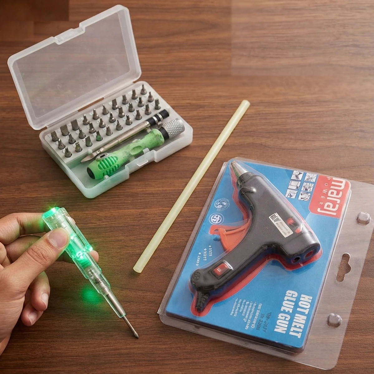 Combo Set : 4 in 1 = Glue Gun, Glue Stick, 32 in1 Screwdriver Set, Ac/Dc Tester