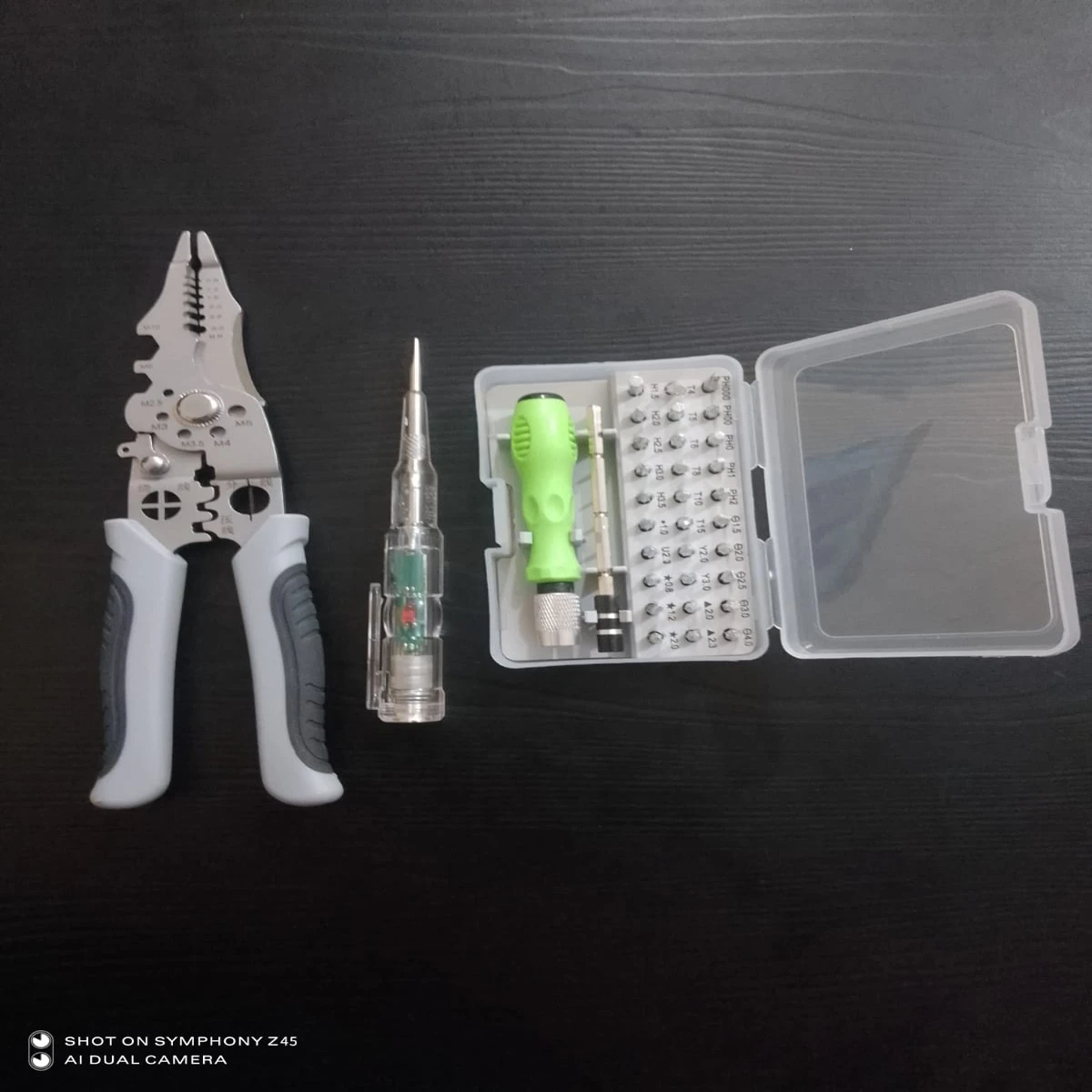 Combo Set : 3 in 1 = 32 in 1 Screwdriver Set, Cable Cutter Pliers, Ac/Dc Tester