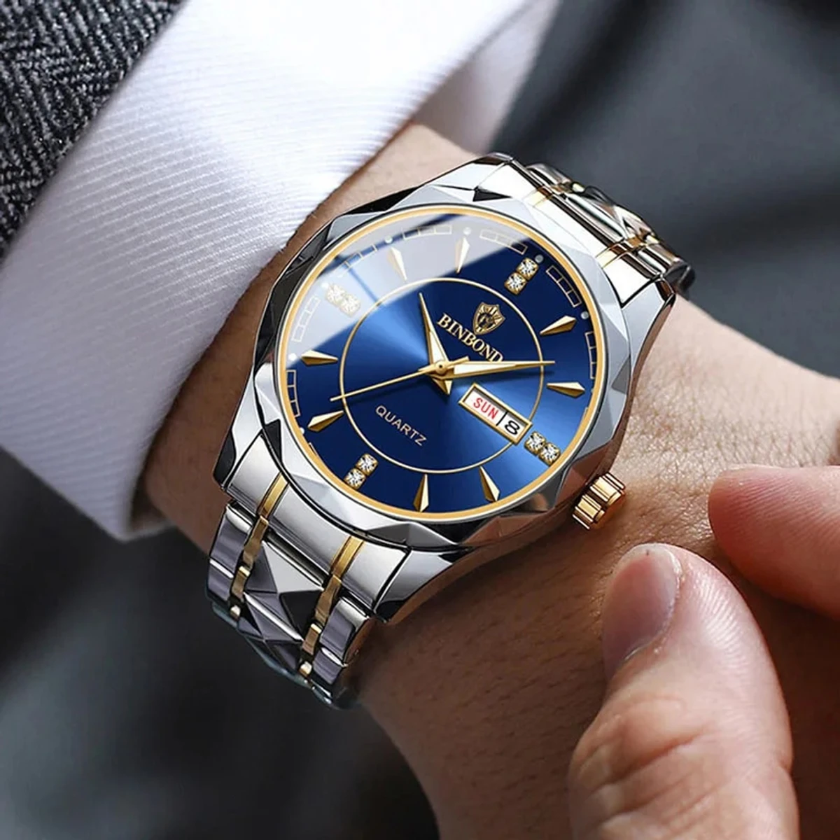 BINBOND Top Quality Business Class Crystal Diamond Watch