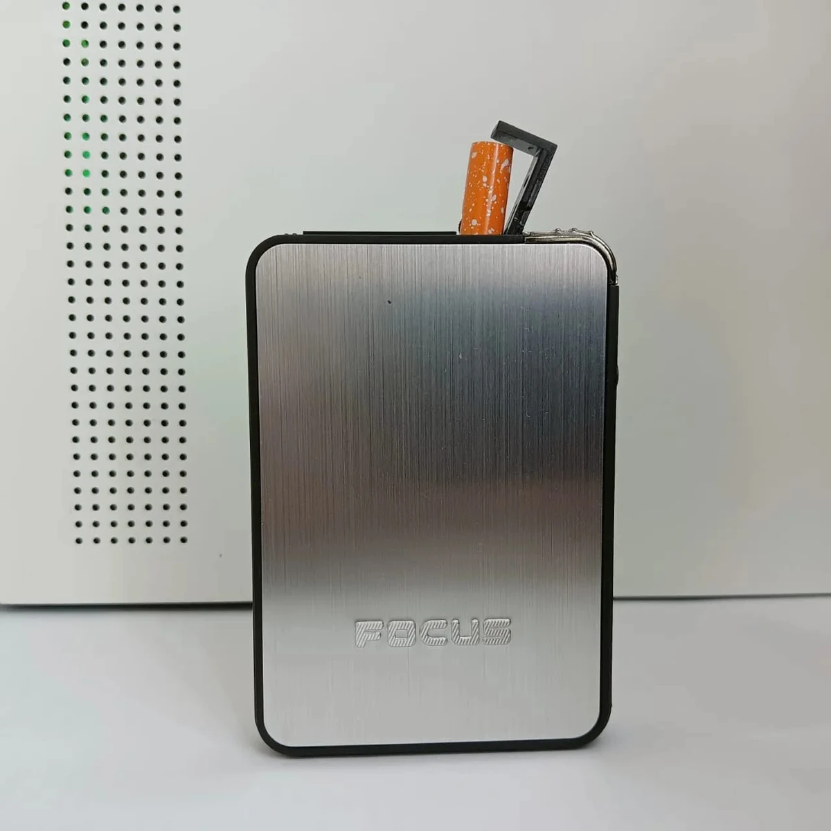 Ultra Thin Cigarette Case Box With Built In Butane Flame Lighter